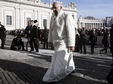 Papa Francesco durante l'Udienza Generale in Piazza San Pietro, Vaticano, 08 gennaio 2014. ANSA/ANGELO CARCONI