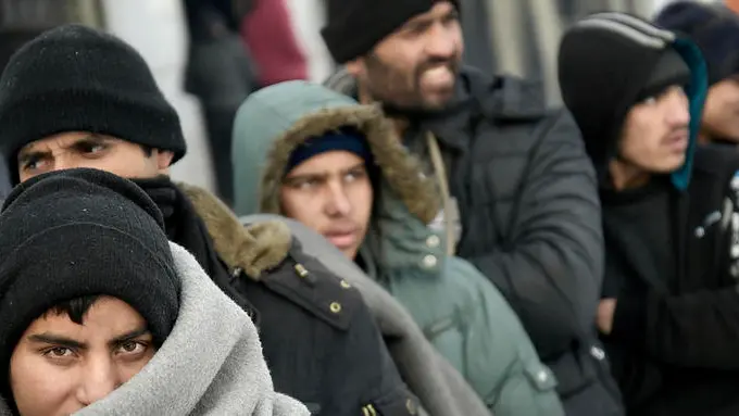 12/01/2017 Belgrado, centinaia di migranti afghani bloccati nella capitale serba vivono in condizioni disumane, con temperatura che raggiungono i 20 gradi sotto lo zero