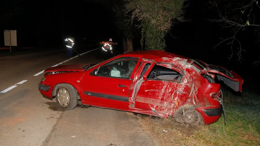 Quel che resta della vettura (foto dal sito jutarnji.hr)