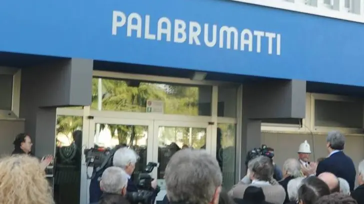 Bumbaca Gorizia 25_02_2012 - Intitolazione PalaBrumatti - Fotografia di Pierluigi Bumbaca