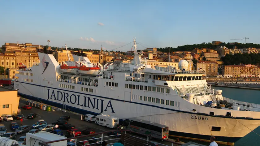 Il traghetto Zadar della Jadrolinija