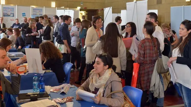 Foto Bruni 18.04.13 Università:aziente vicitate dagli studenti