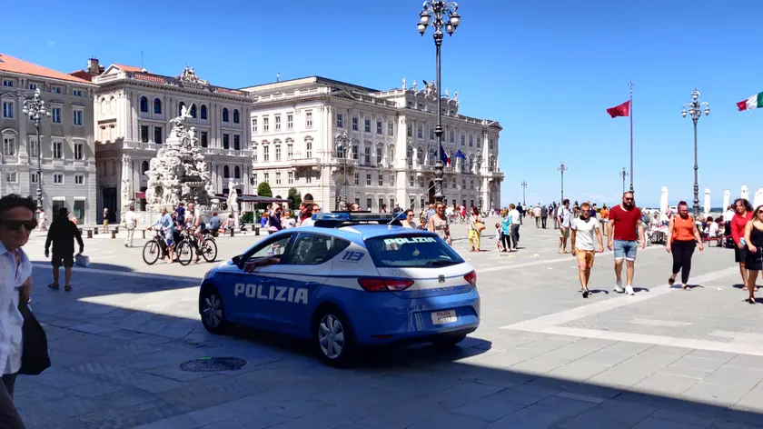 Lasorte Trieste 12/07/20 - Piazza Unità , Controlli di Polizia