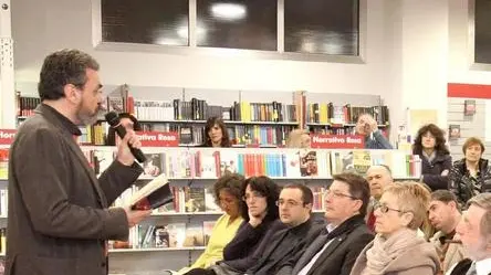 Bonaventura Monfalcone-04.03.2012 Incontro con Andrea Molesini-Premio Campiello-Libreria Rinascita-Monfalcone-foto di Katia Bonaventura