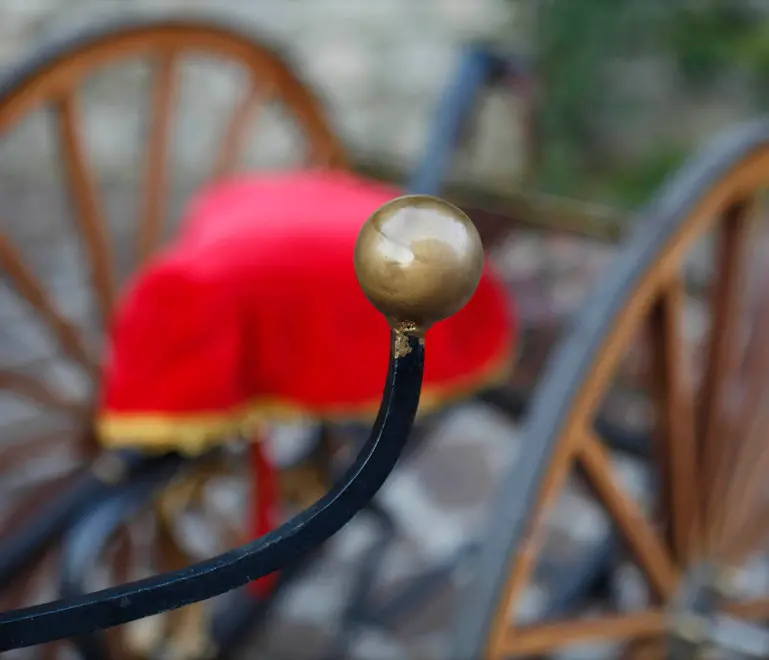 Alcuni particolari curiosi delle biciclette costruite a Terranova (foto Bonaventura)