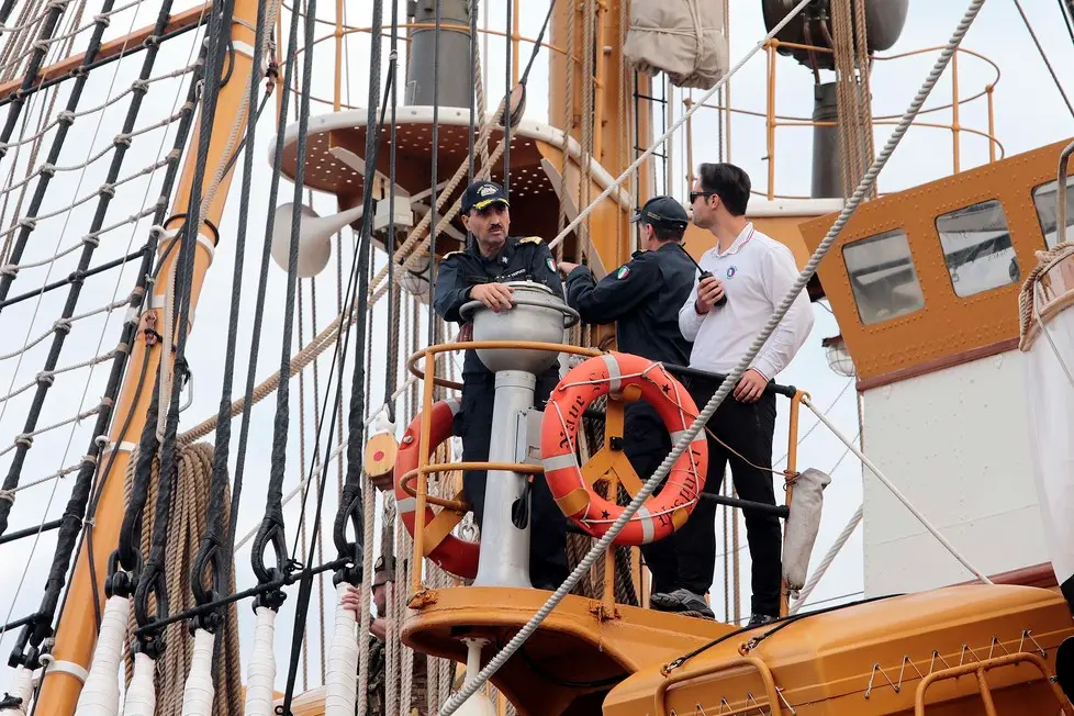 Silvano Trieste 2018-10-08 L'arrivo di Nave Vespucci