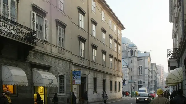 Lasorte Trieste 19 03 04 - Via Filzi 1 - Edificio Museo Scaramangà